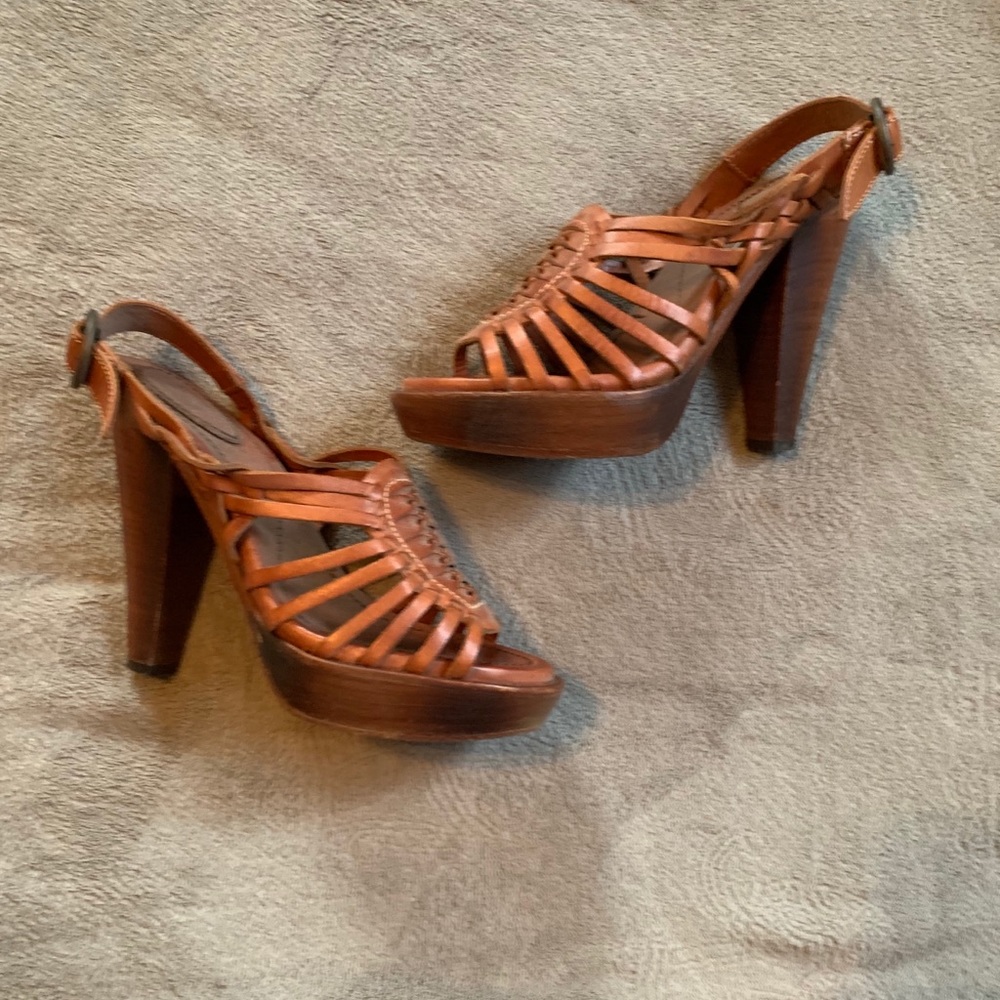 Women shoes